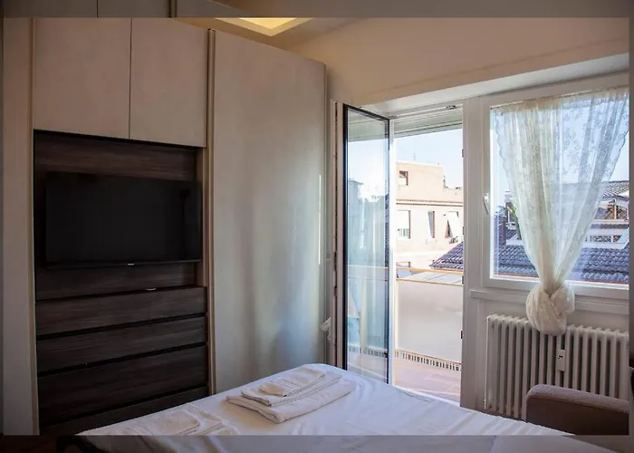 Modern And Stylish Flat Next To Metro Apartamento